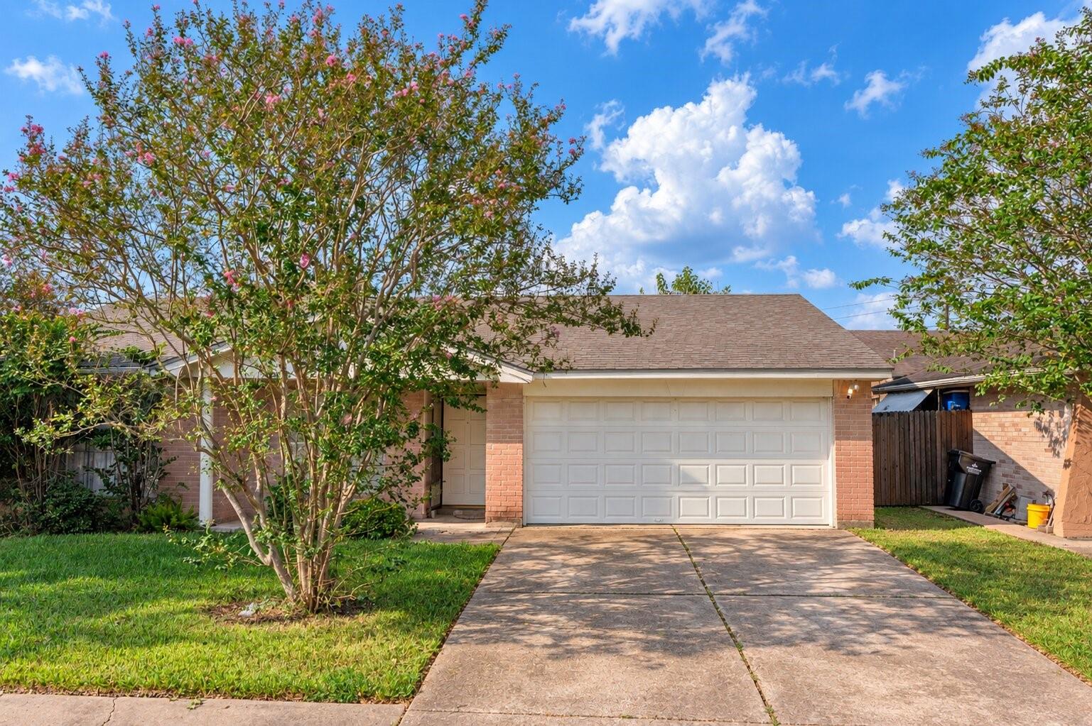 10550 Towneview Drive — photo
