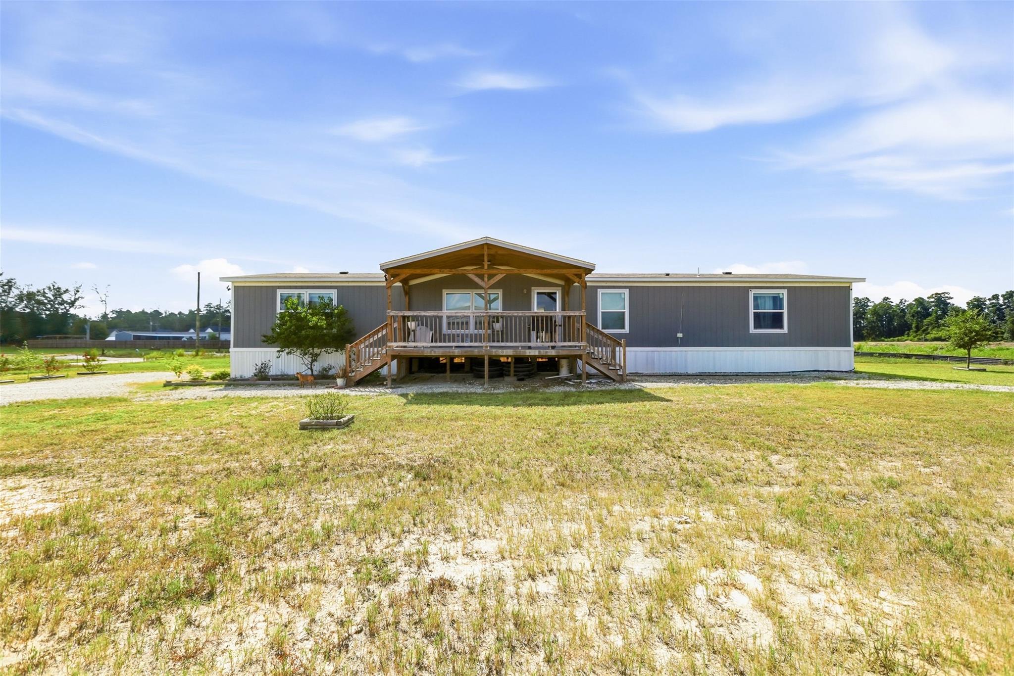 1015 Exotic Pine Street — photo