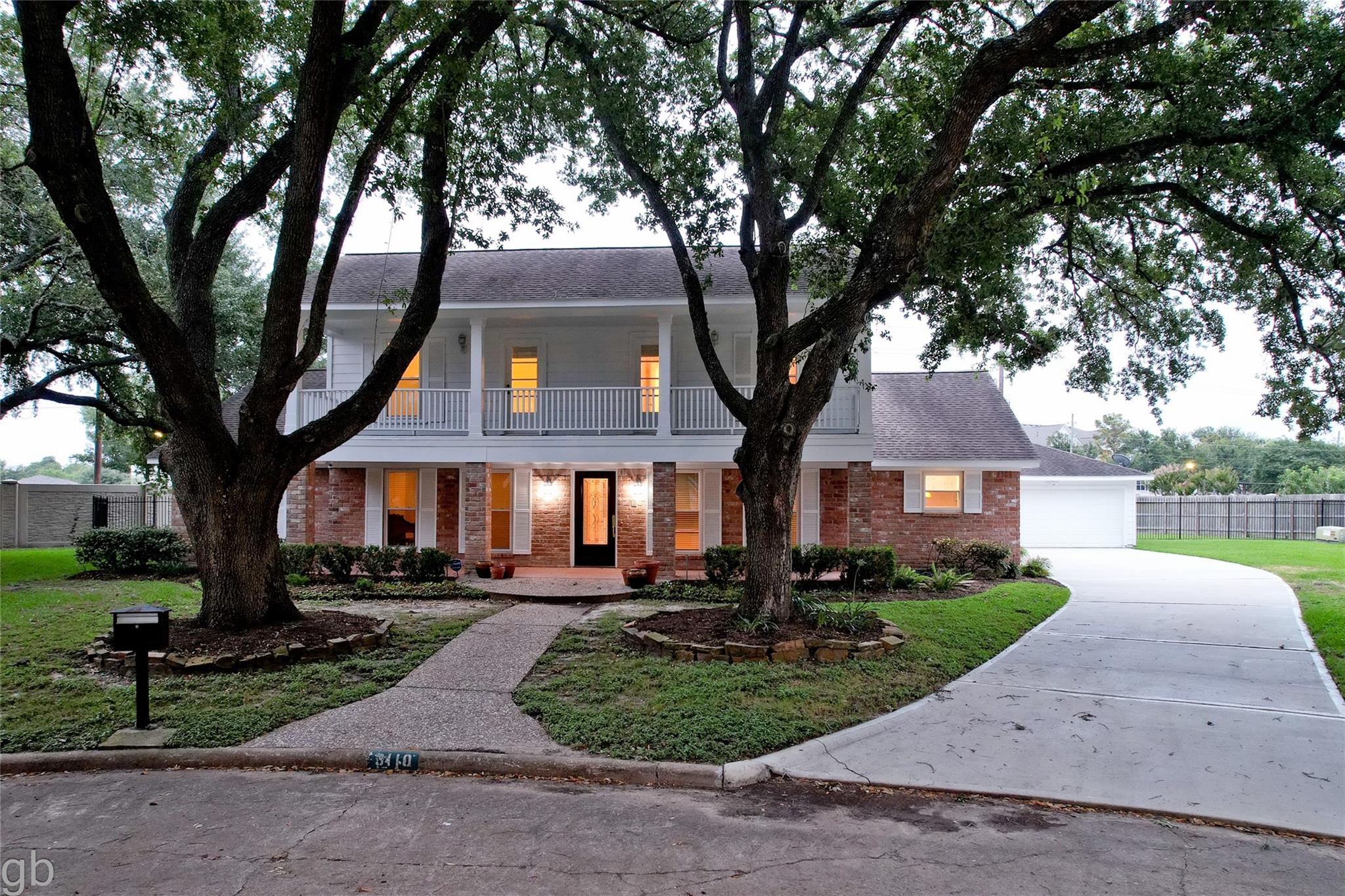 3110 Chippendale Court — photo