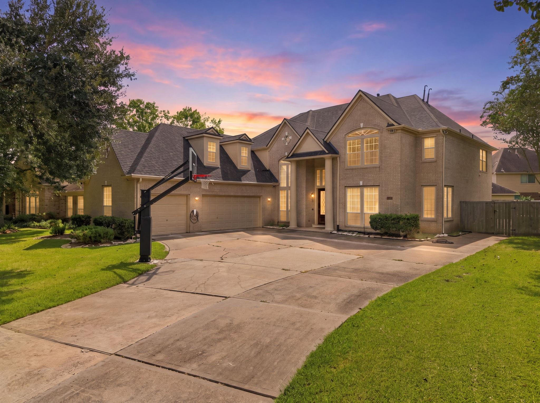 7610 Northwoods Drive — photo