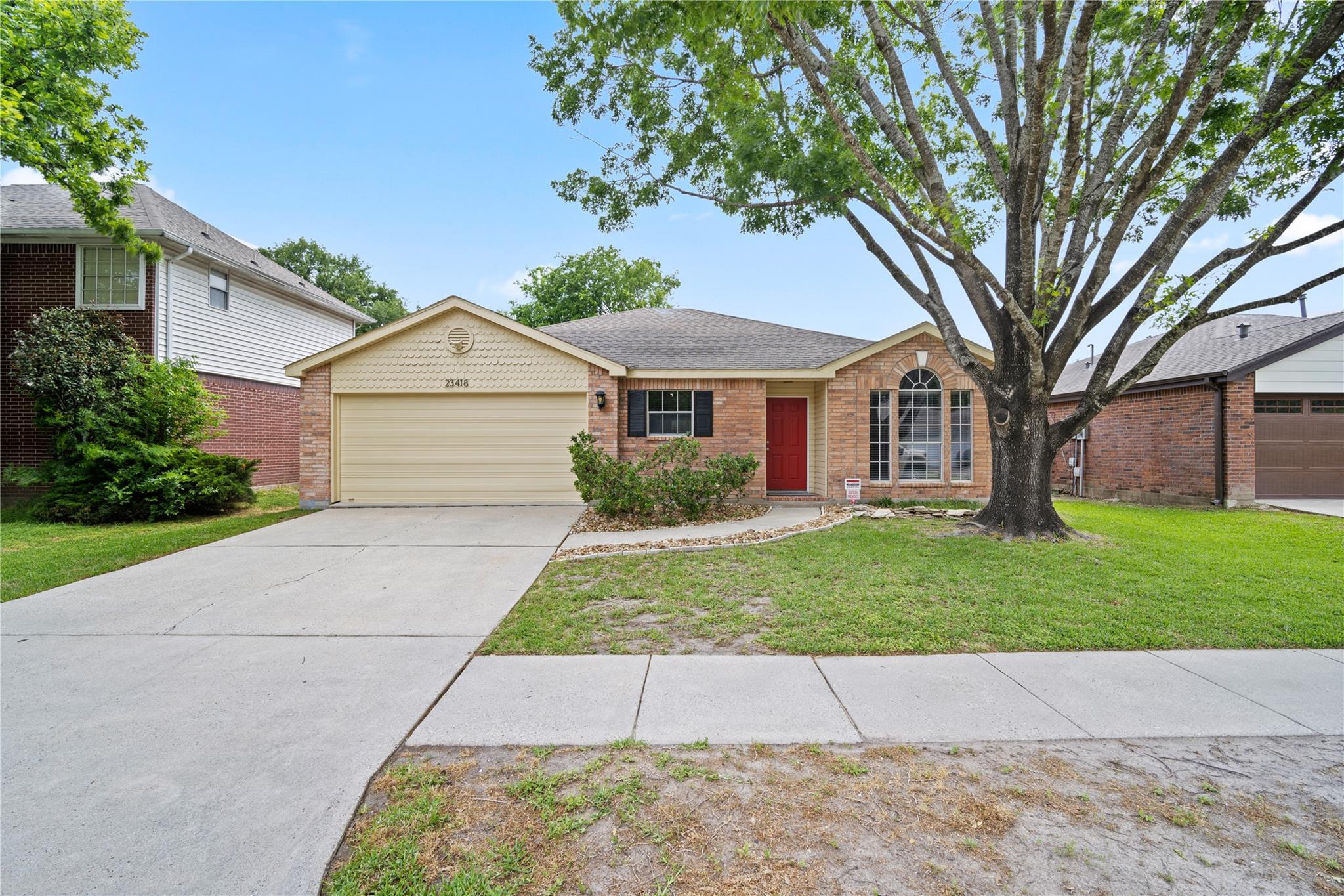 23418 Summer Pine Drive — photo