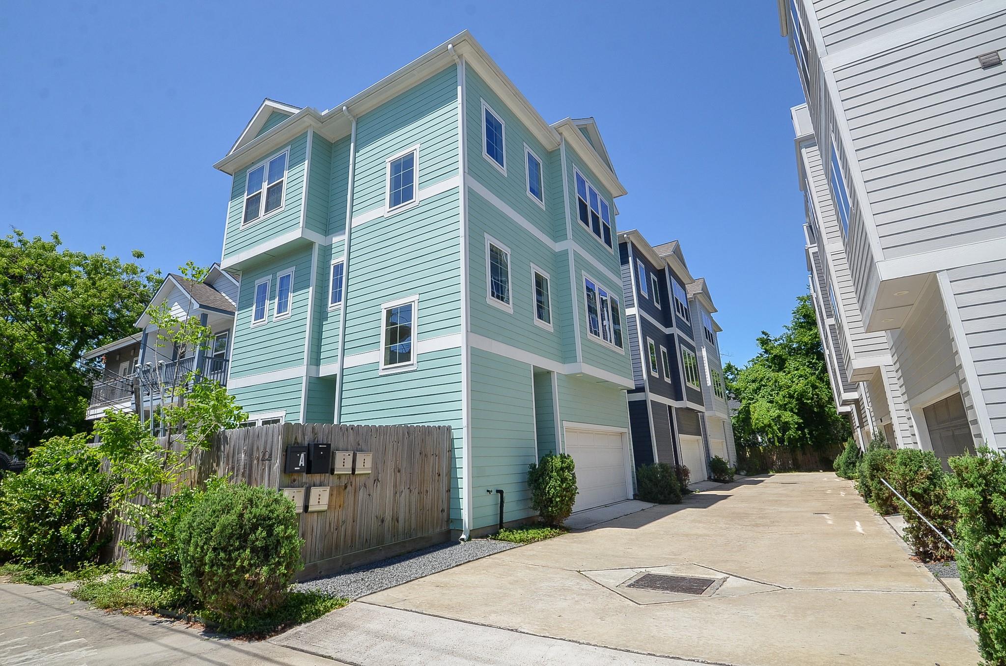 204 Burr Street #G — photo