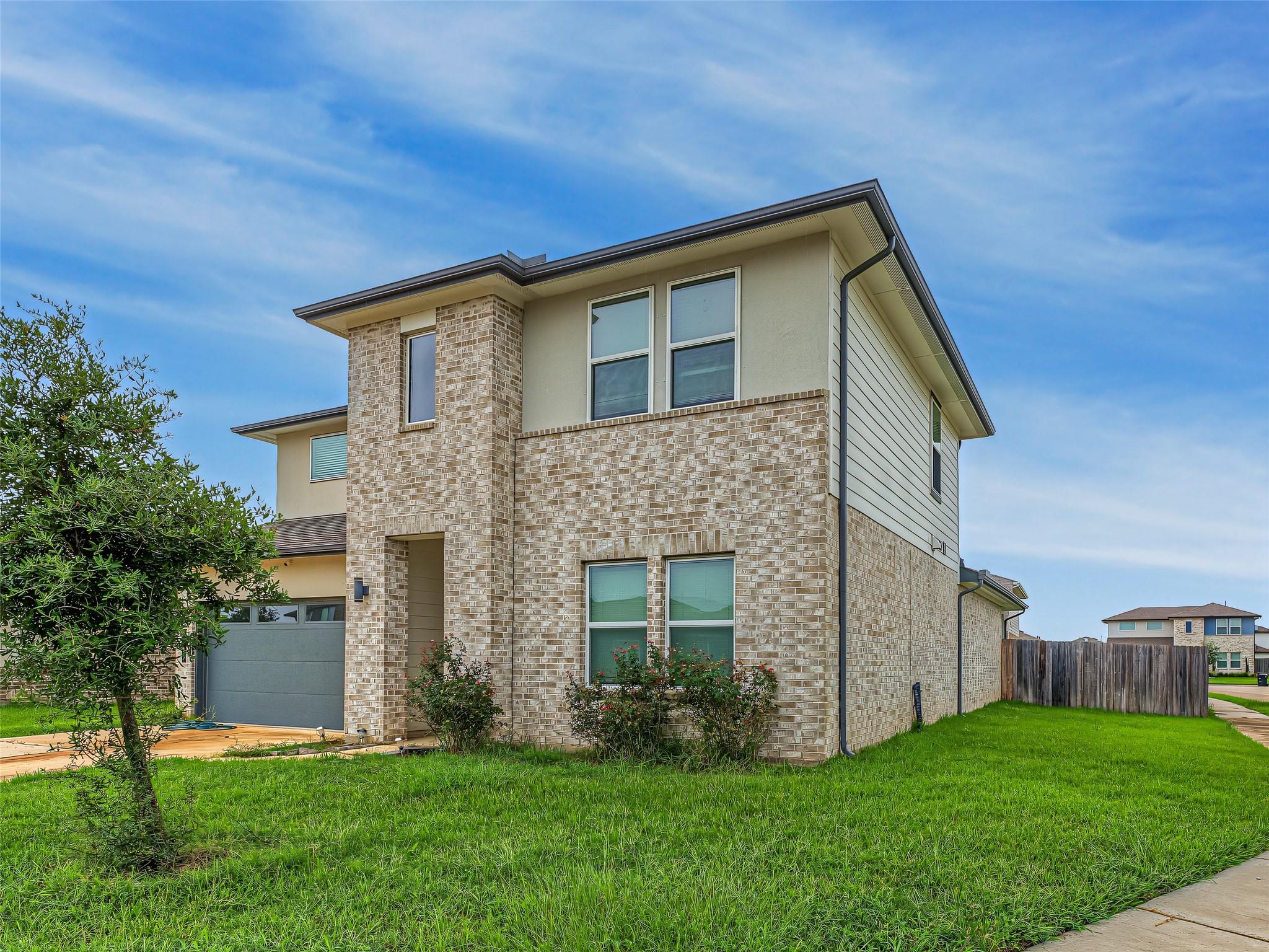 8043 Milam Lane, Rosharon, TX 77583 — photo 2