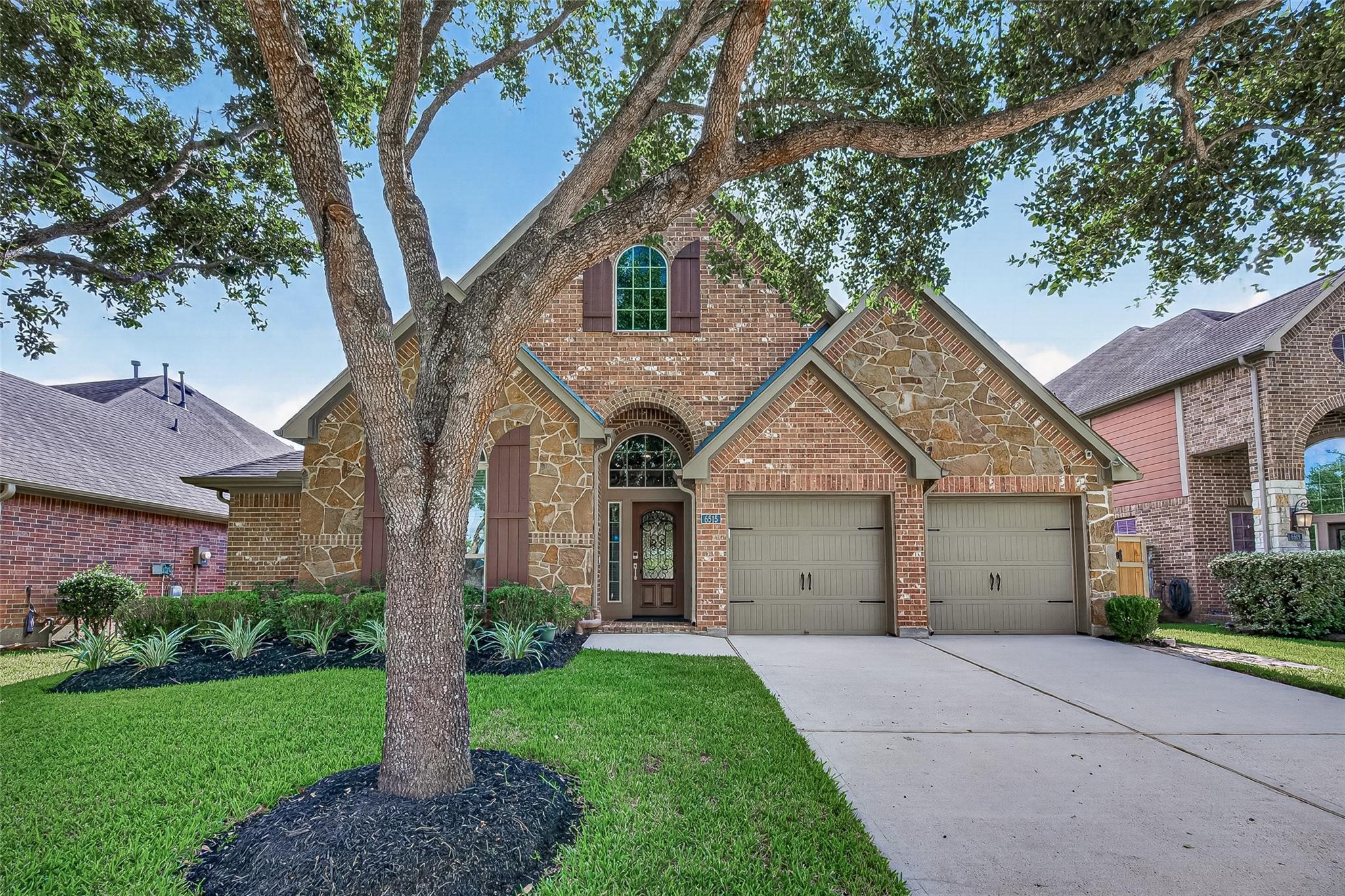 6515 Arroyo Springs Lane — photo