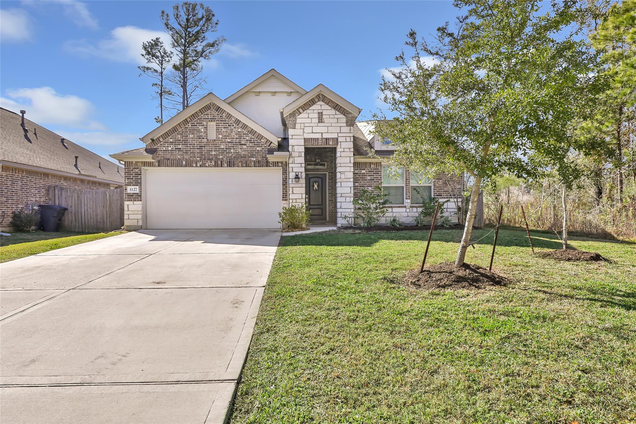 1127 Bulwark Drive — photo