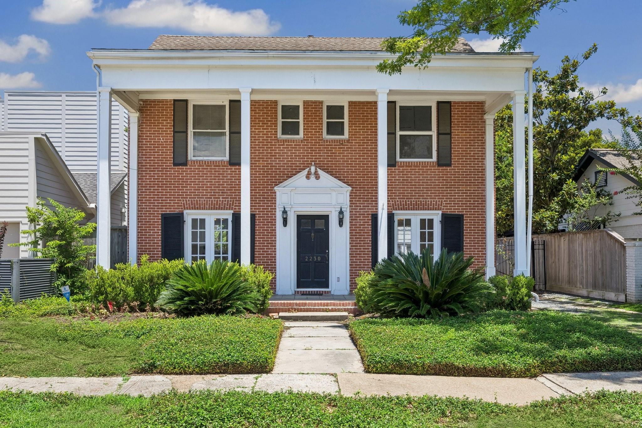 2230 Sul Ross Street — photo