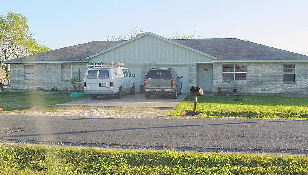 17417 Fir Road — photo
