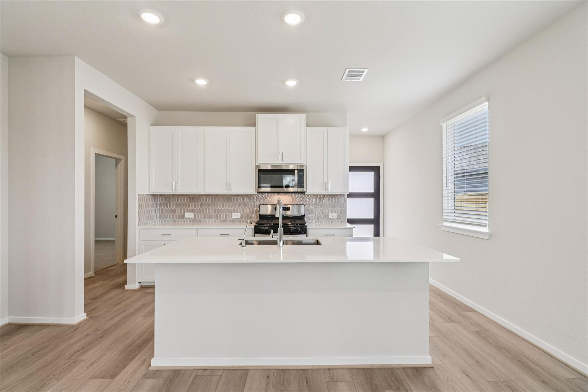 2318 Pioneer Landing Lane — photo