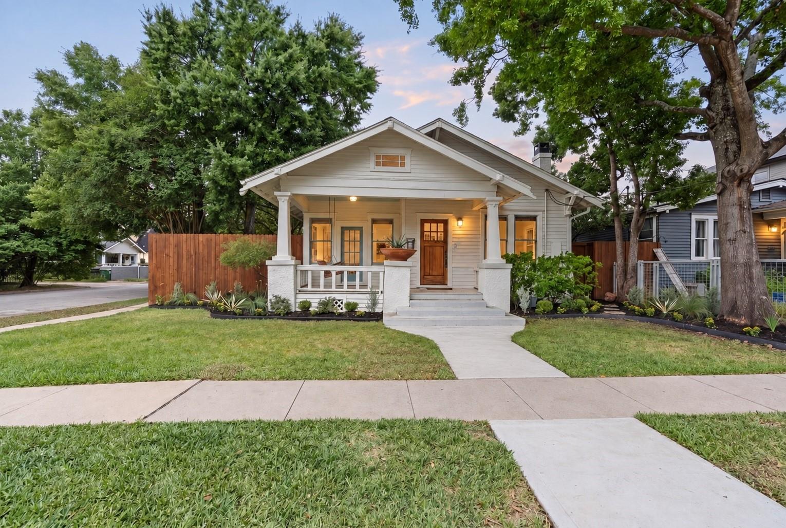 3101 Beauchamp Street — photo
