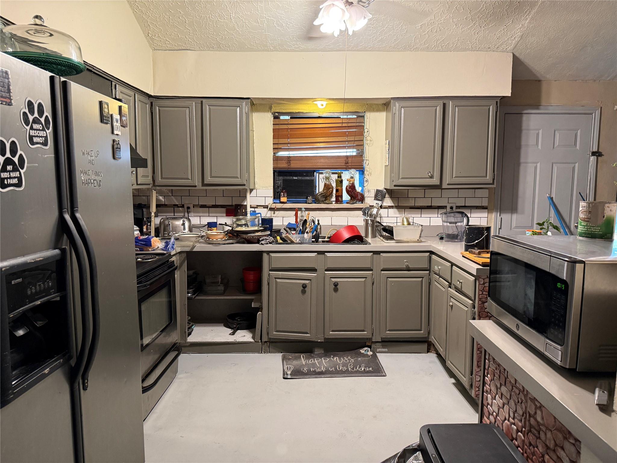 4915 Glendower Drive, Spring, TX 77373 — photo 2