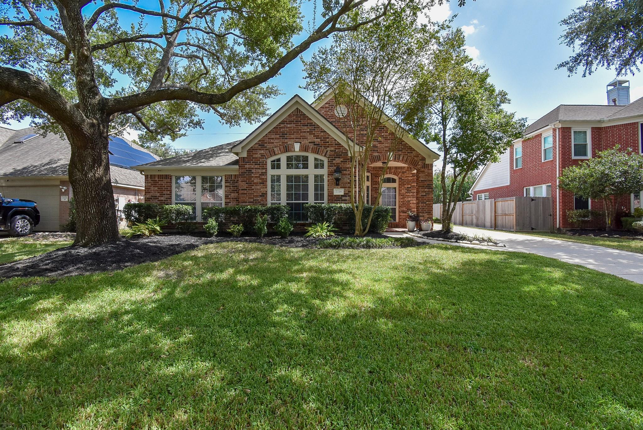 7218 Fall Creek Bend — photo