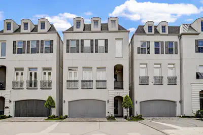 1010 Savannah Cedar Lane — photo