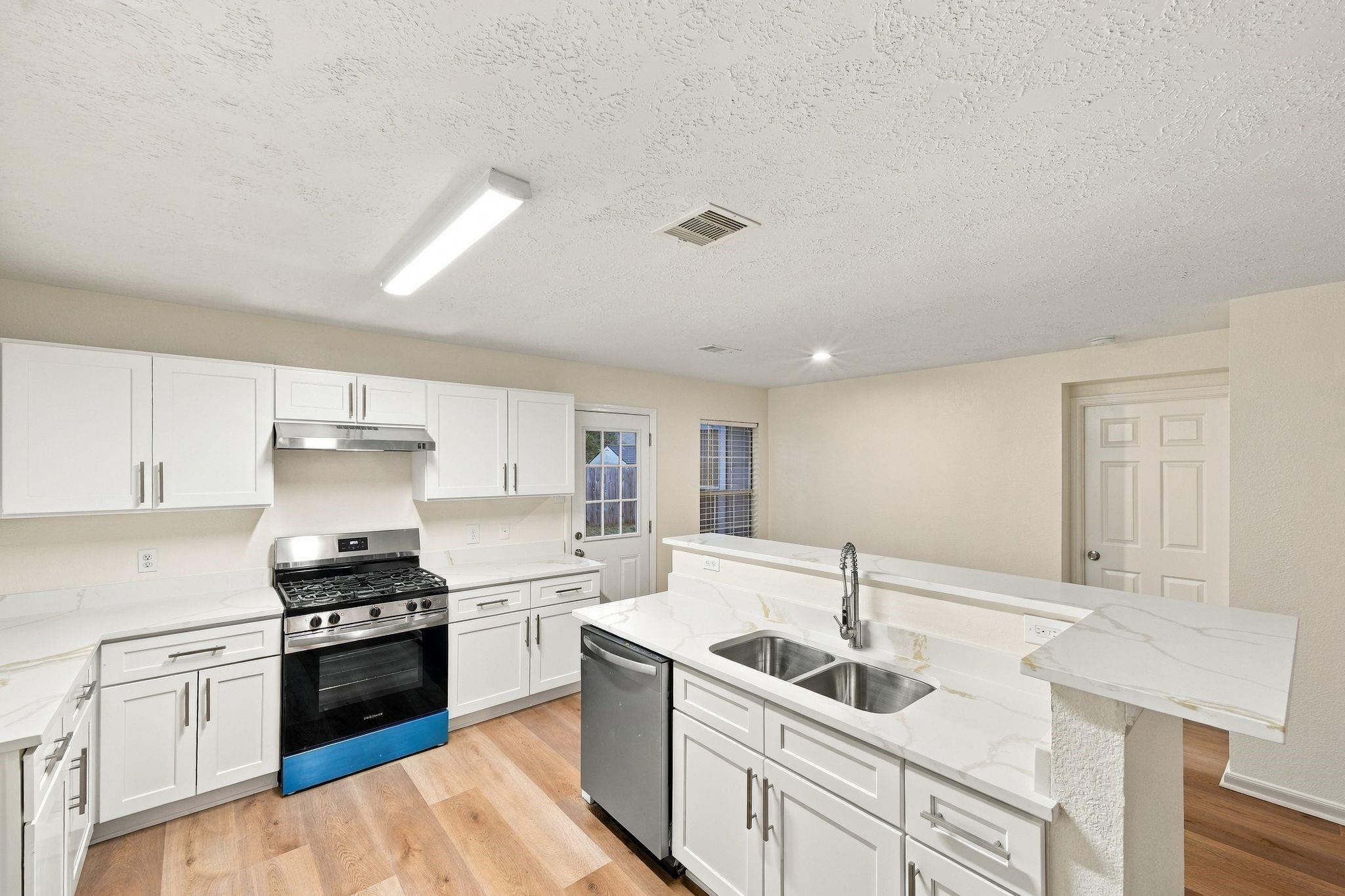 15334 Harris Canyon Lane — photo