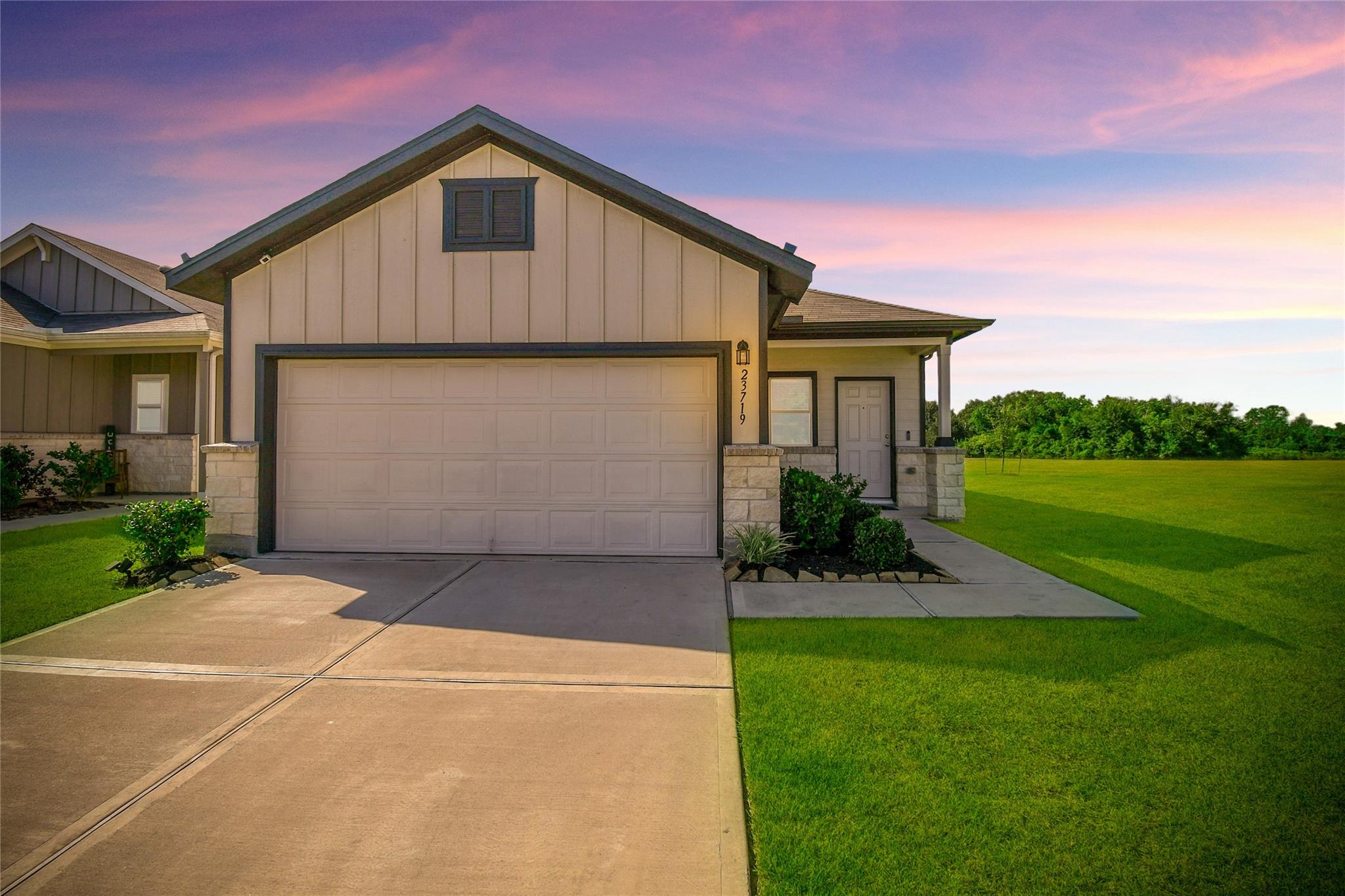 23719 Cranberry Grader Lane — photo