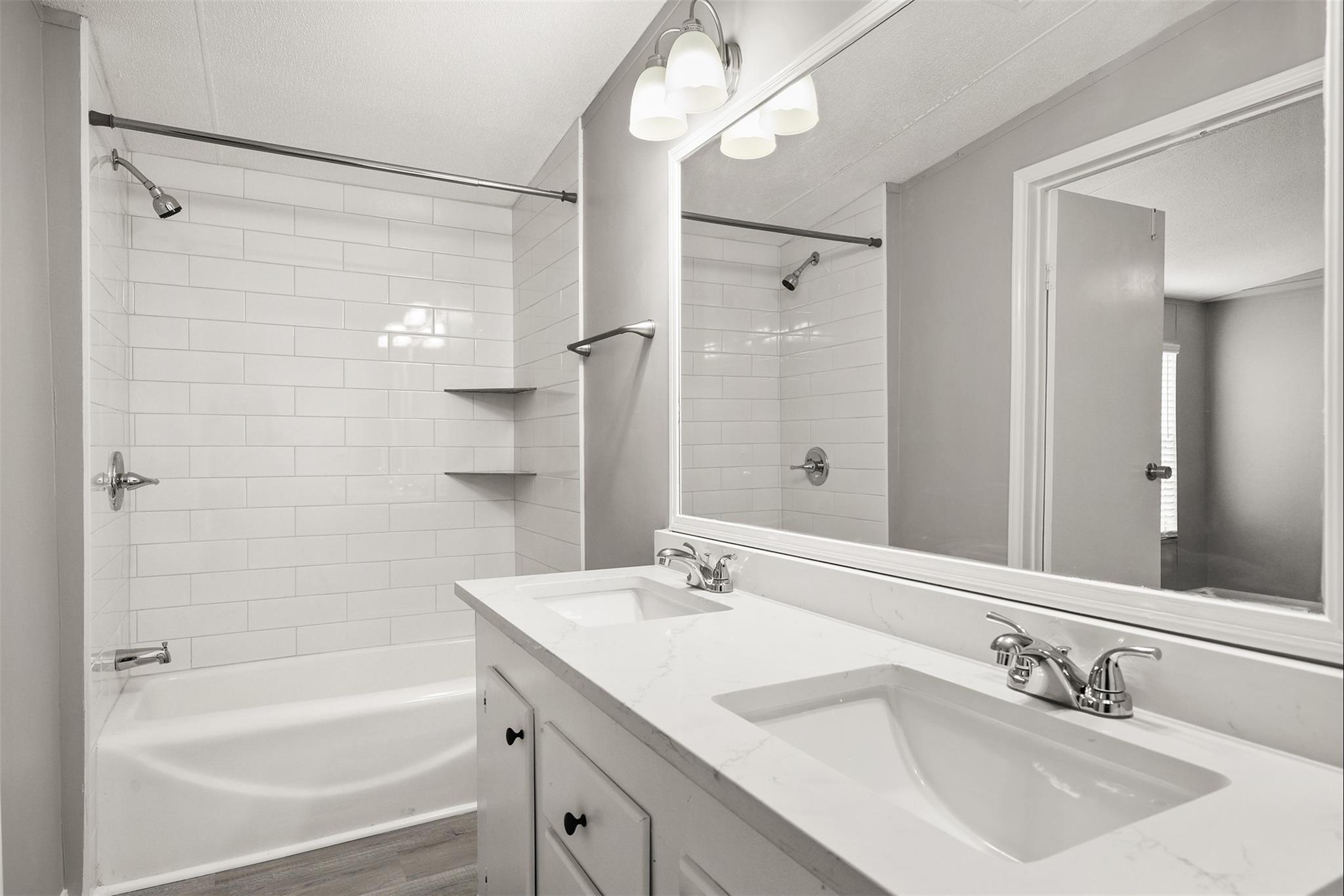2222 N Austin Avenue #23 — photo