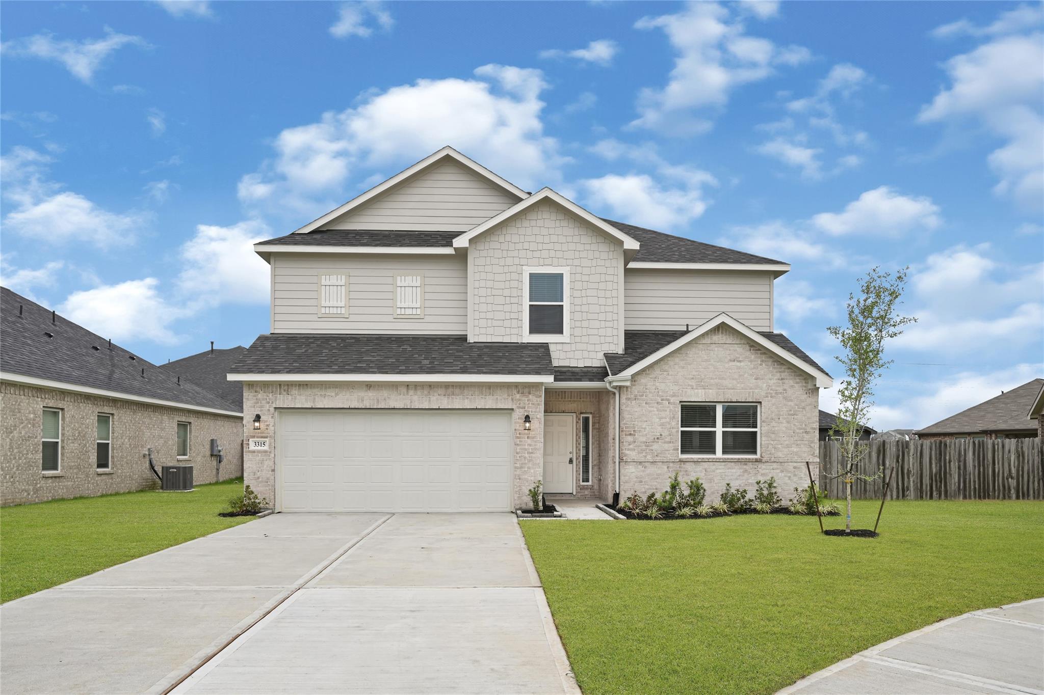2106 Spring Hollow Drive — photo