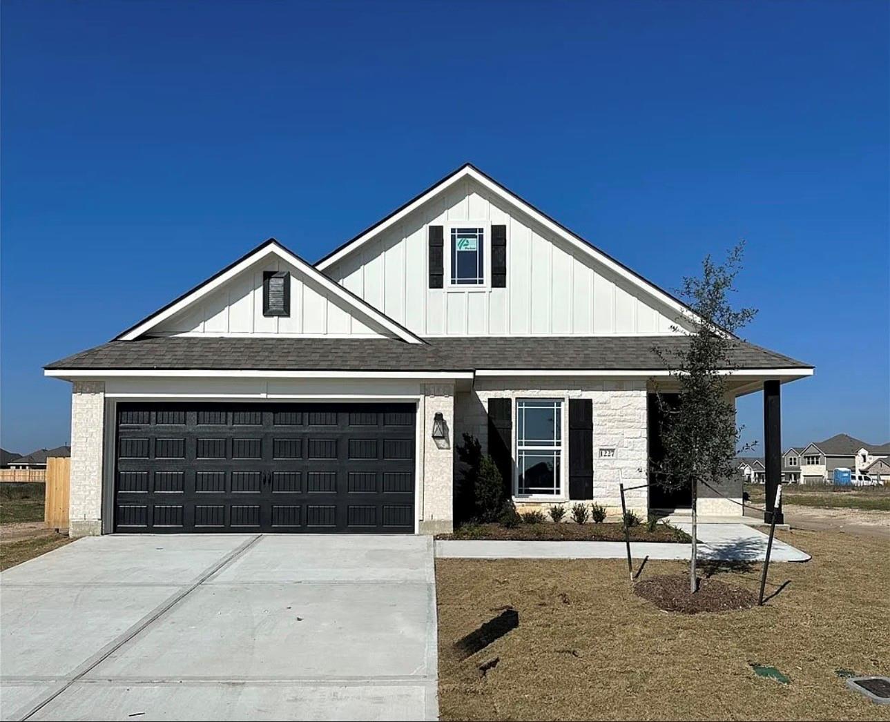 1227 Patriot Drive — photo