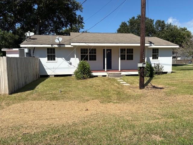 7220 Moore — photo