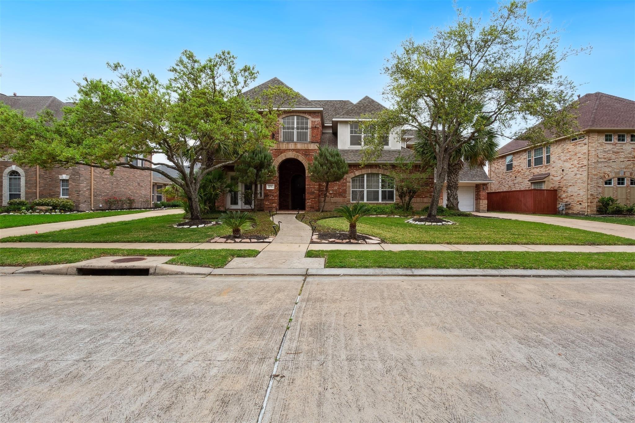 5715 Santa Fe Springs Drive — photo