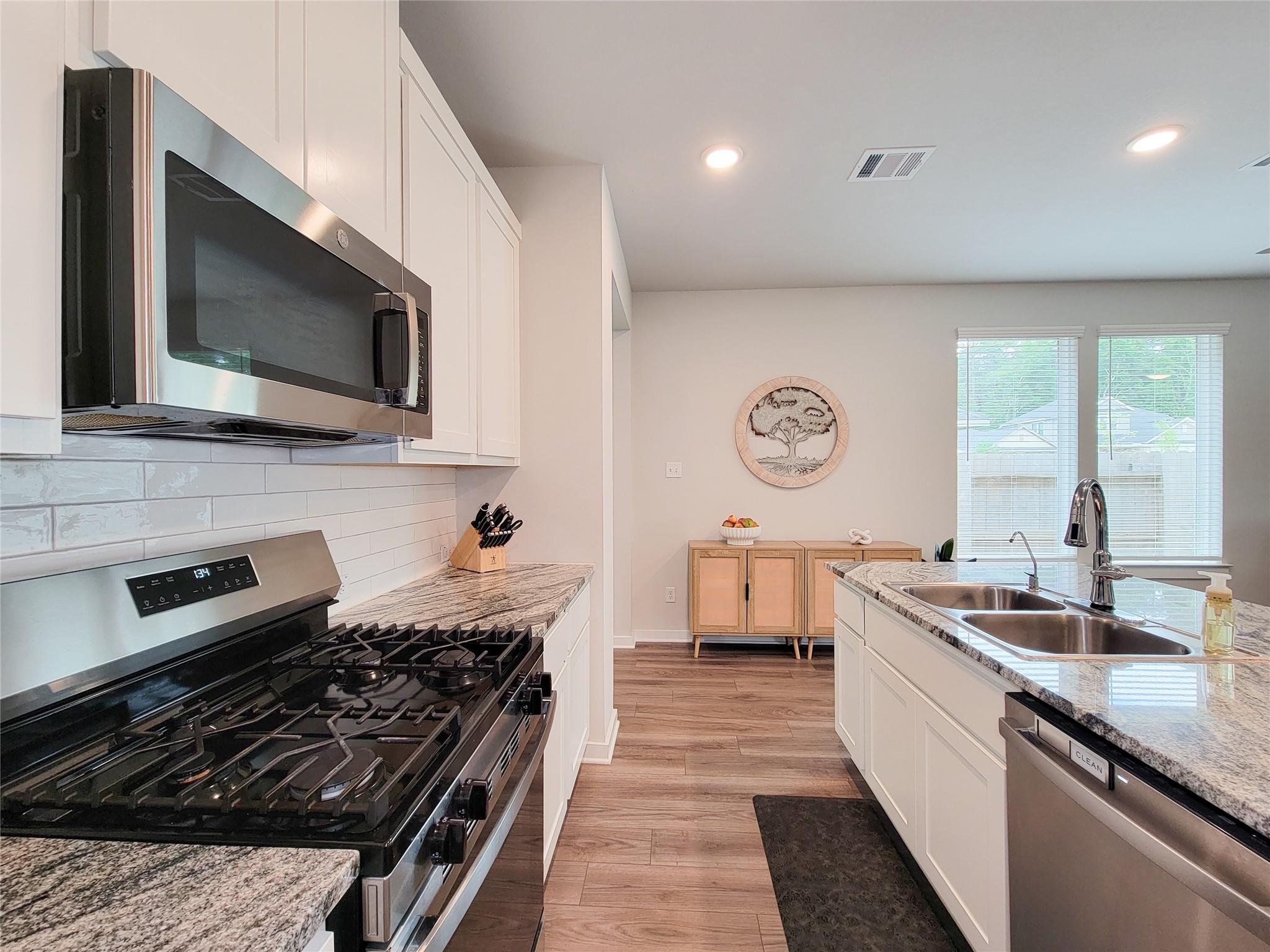 2818 Bluebonnet Ridge Drive — photo