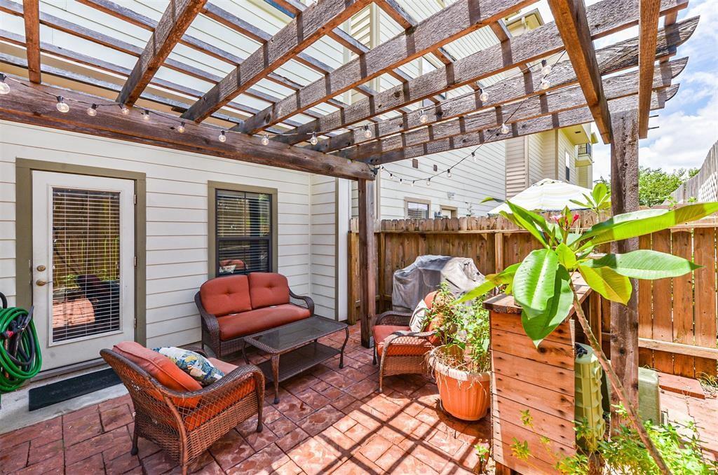 1130 Hempstead Villa Lane — photo