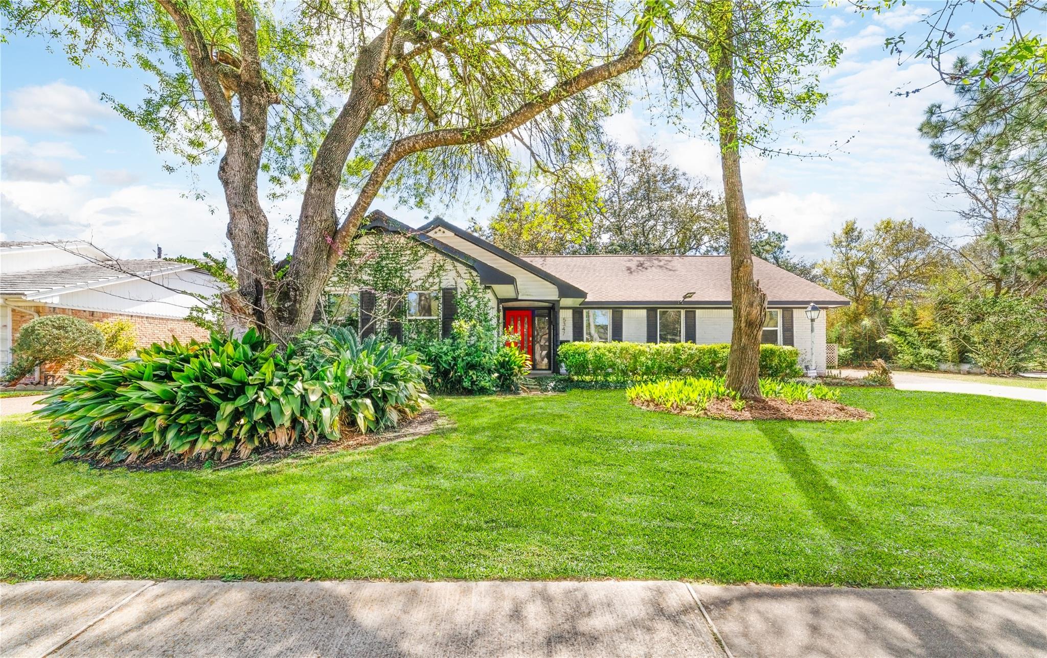 5347 Rutherglenn Drive — photo