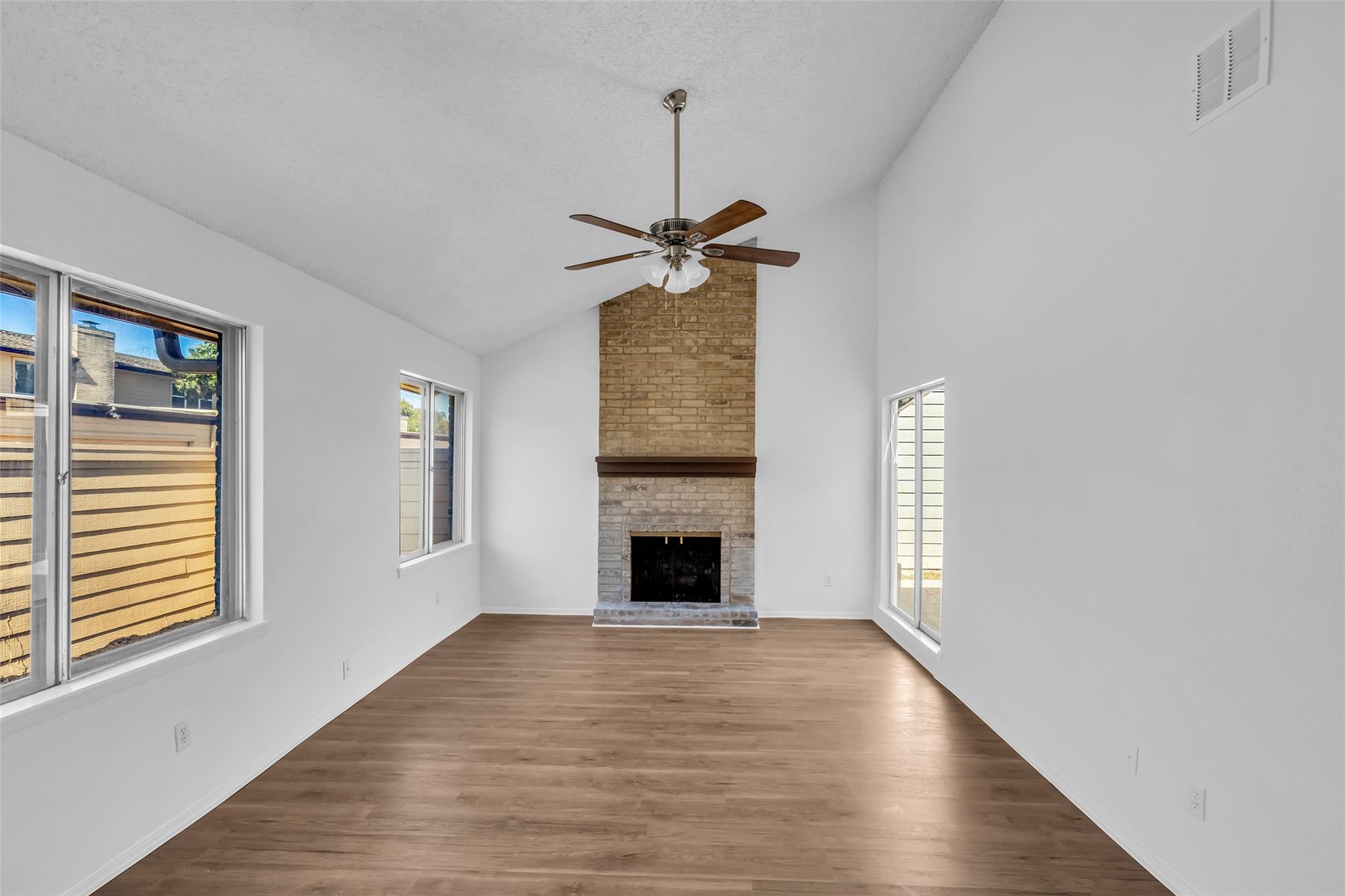 10387 Huntington Place Drive #387 — photo