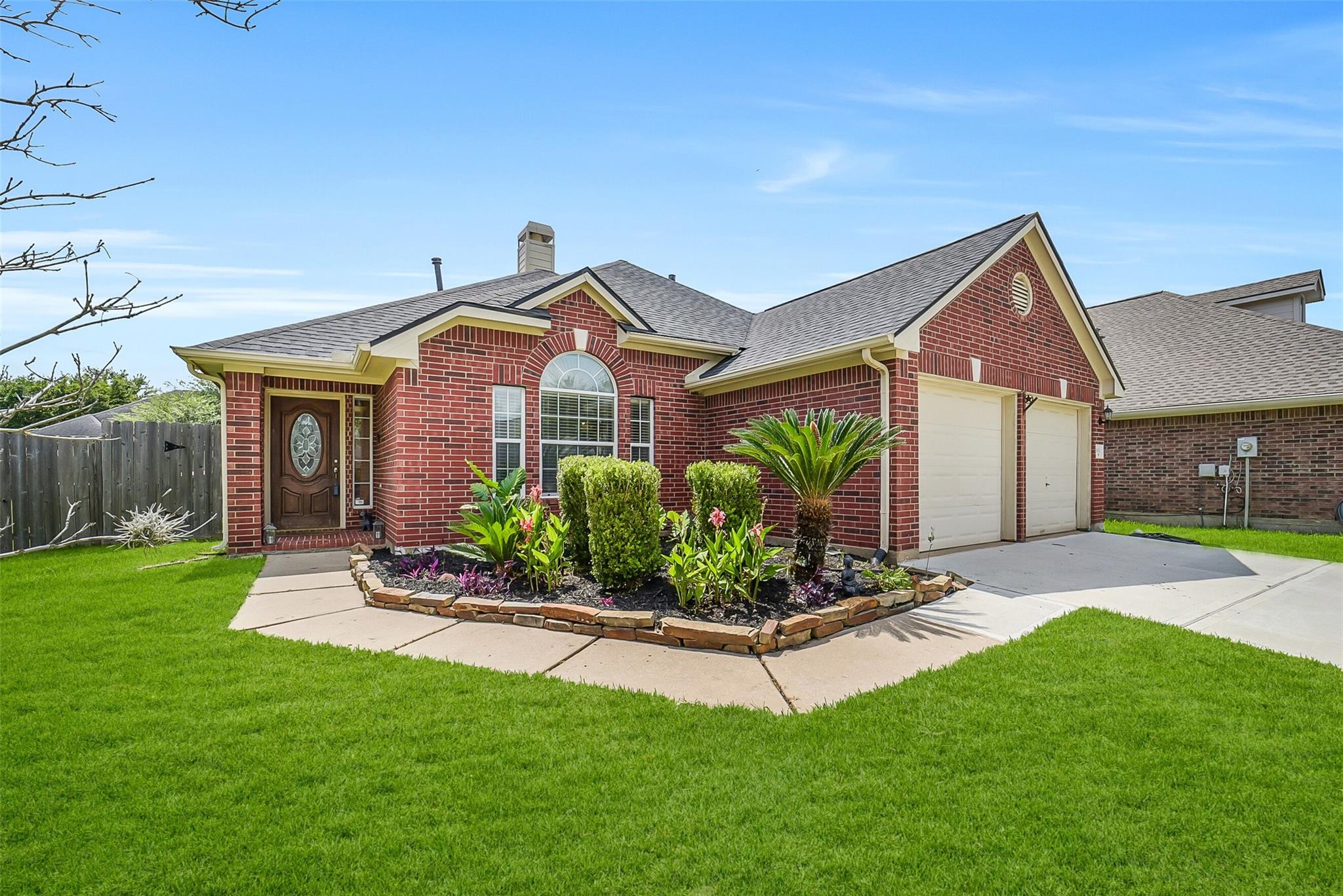 3811 Lake Ballinger Lane — photo