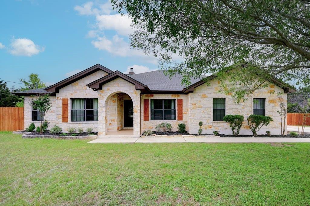 801 Mountain Crest Drive — photo