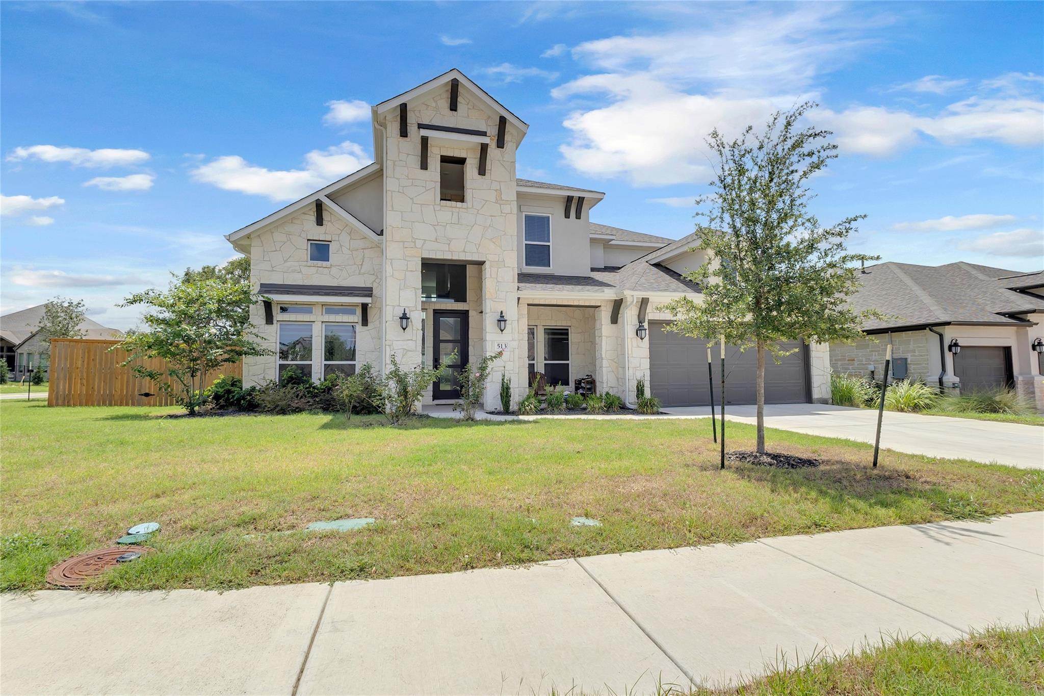 513 Jackson River Loop — photo