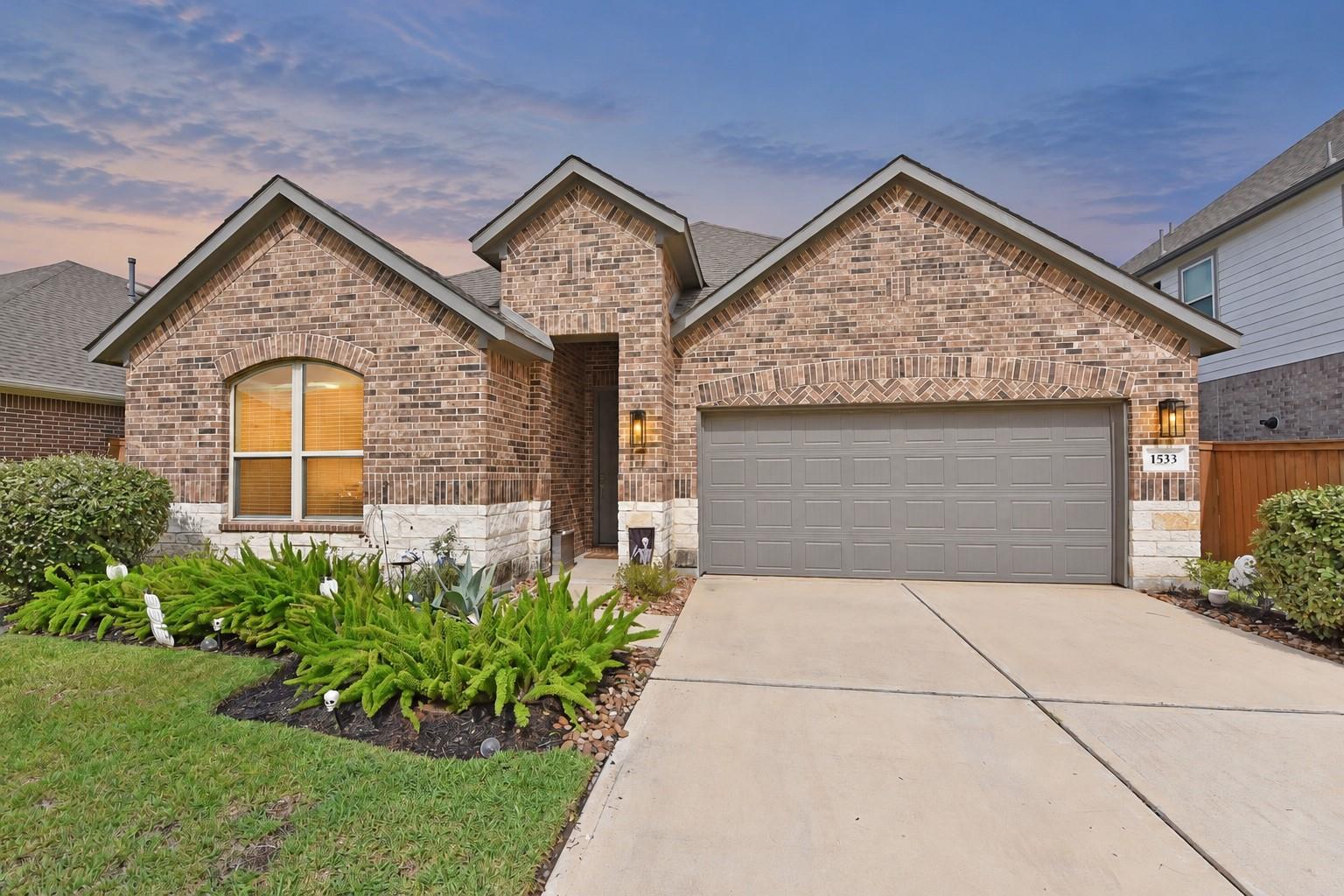 1533 Sunrise Gables Drive — photo