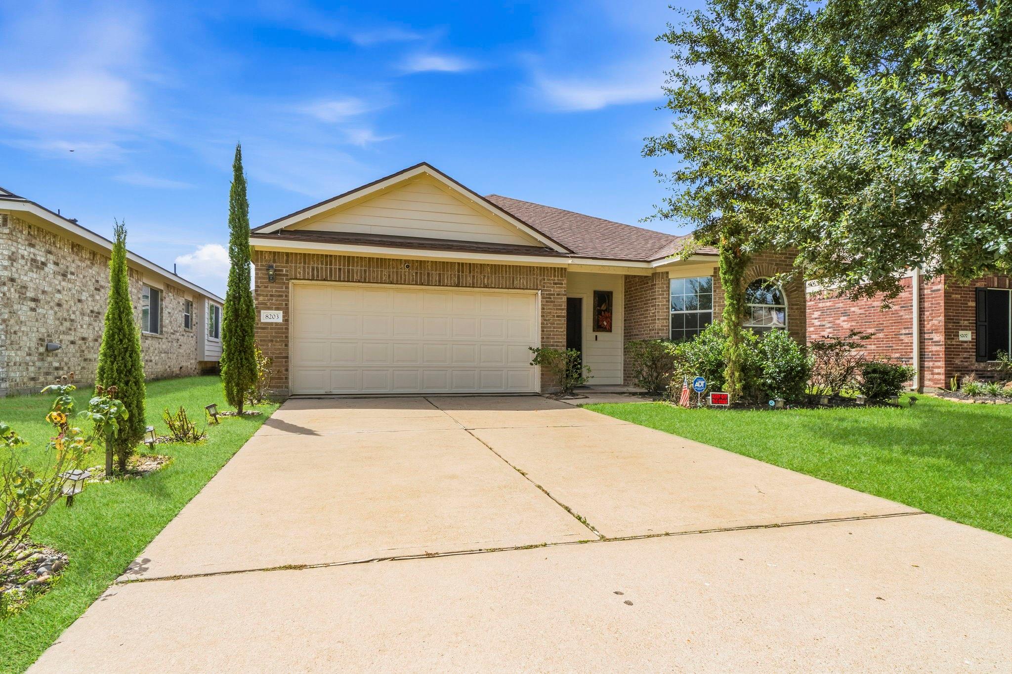 8203 Loetsch Ridge Way, Spring, TX 77379 — photo 3