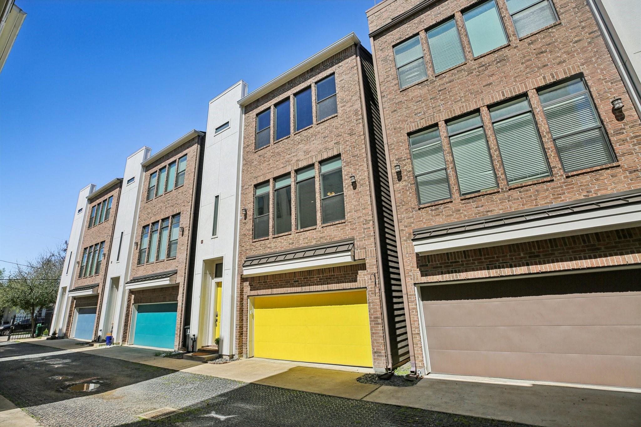 209 Burr Street #C — photo