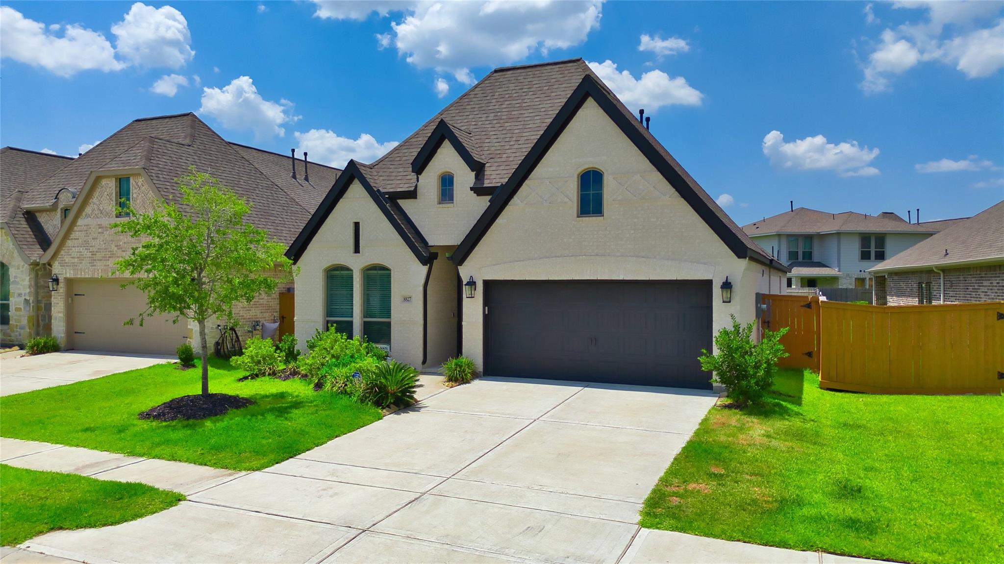 8827 Harbor Pines Drive — photo