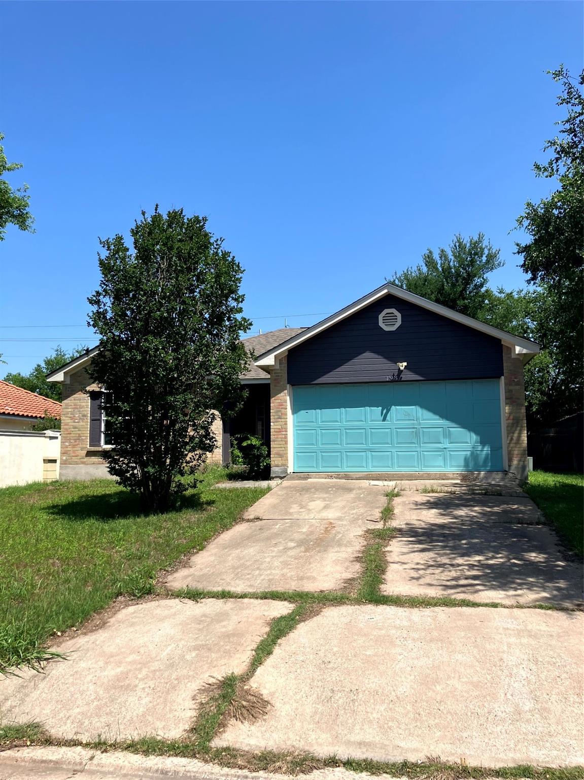 193 Oak River Drive — photo