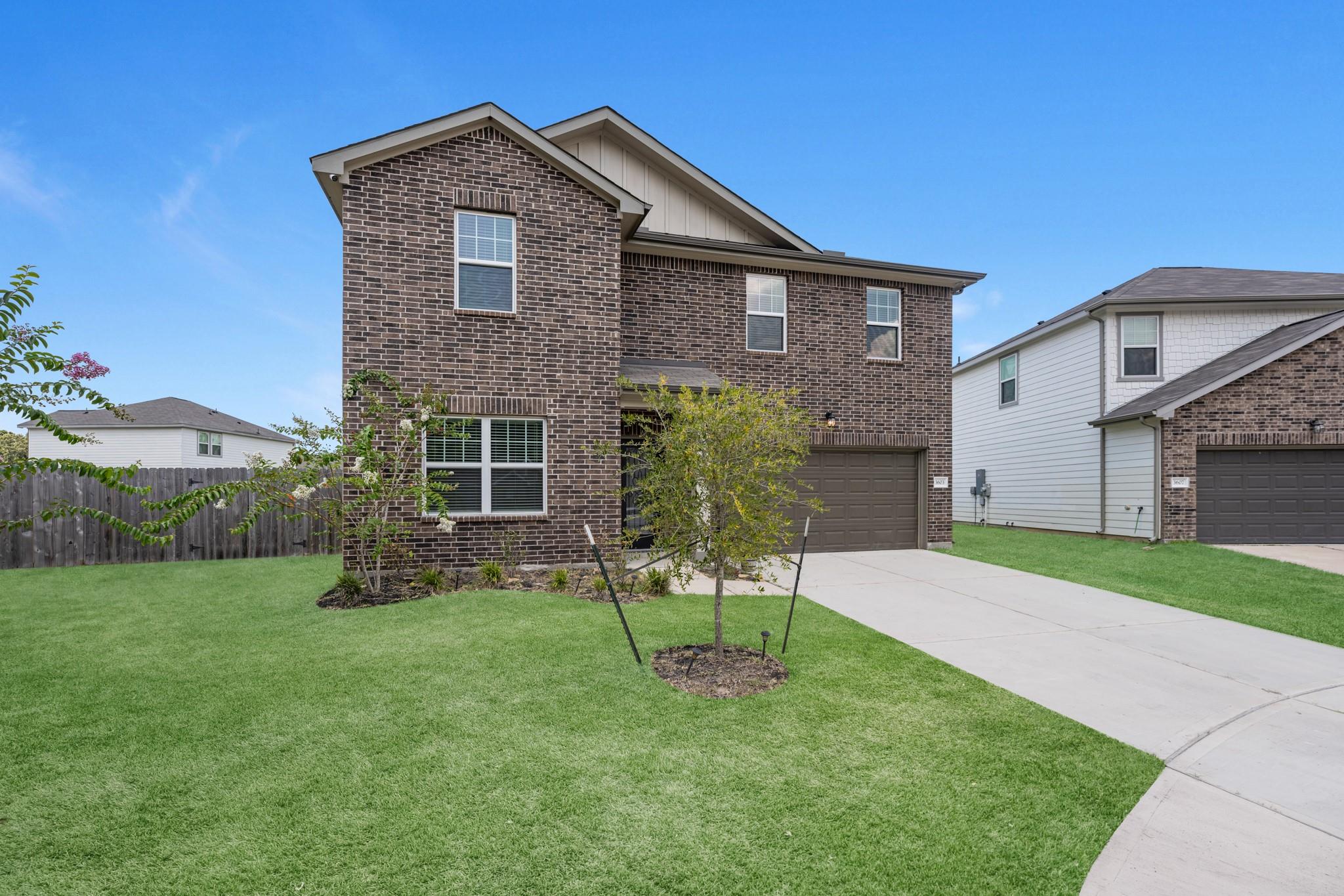 3603 Addington Court — photo