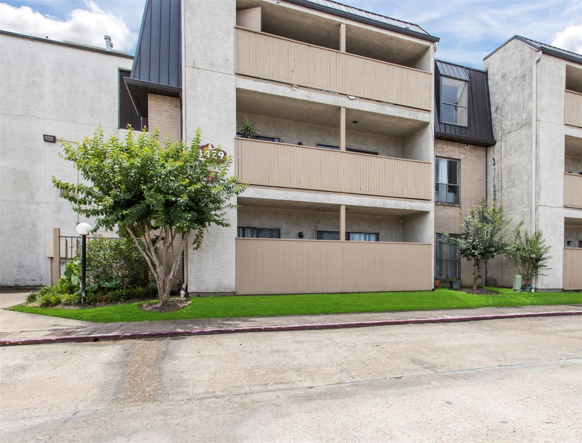 8429 Hearth Drive #3 — photo