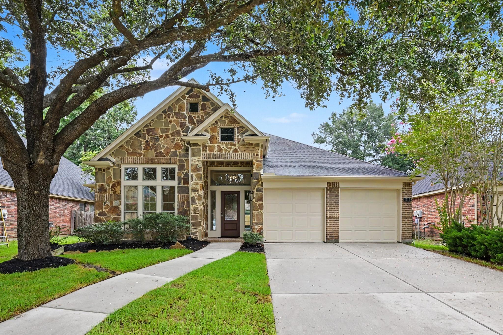 1414 Laura Hills Lane — photo