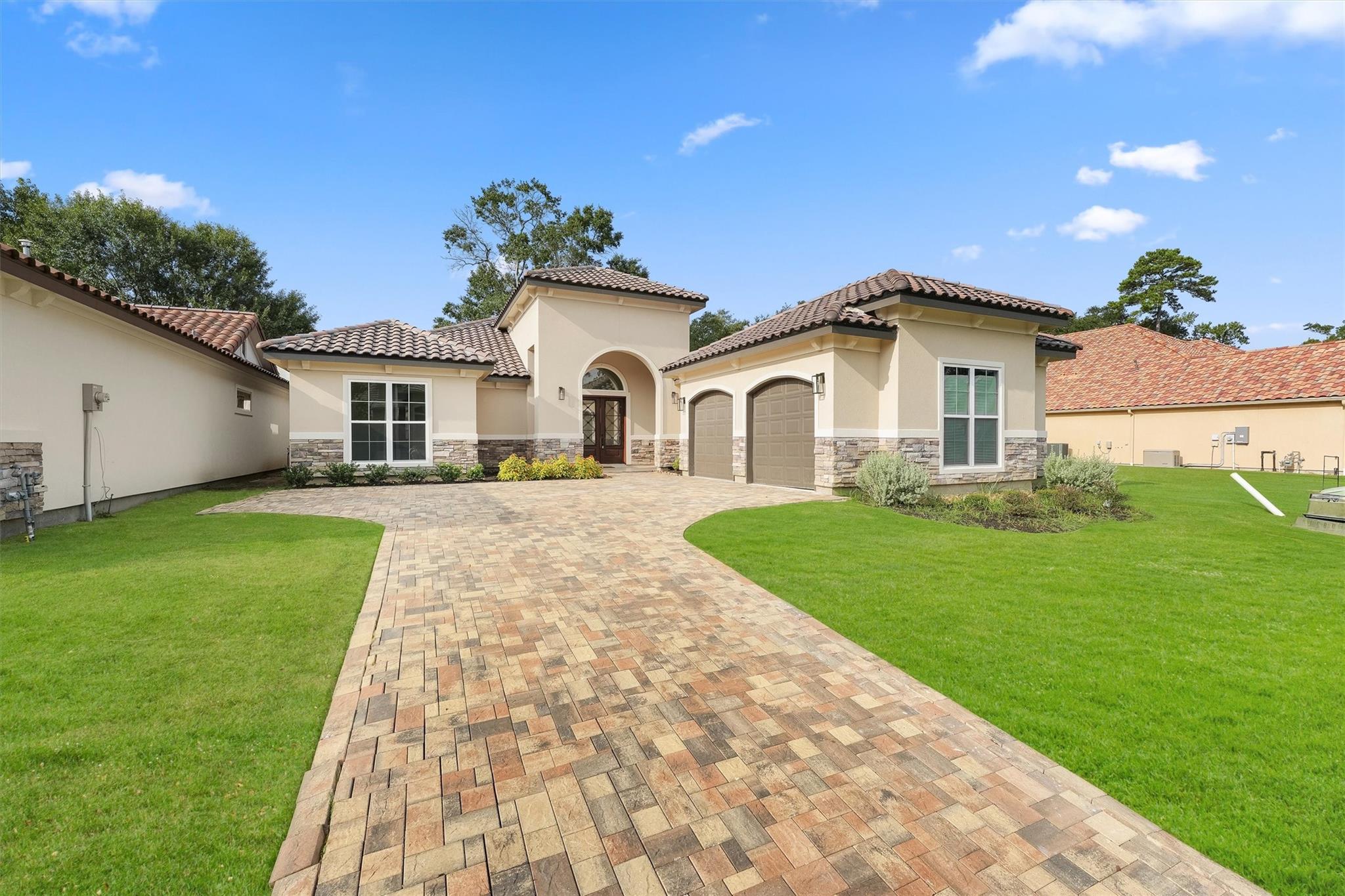 16015 Bridges Fairway Lane — photo