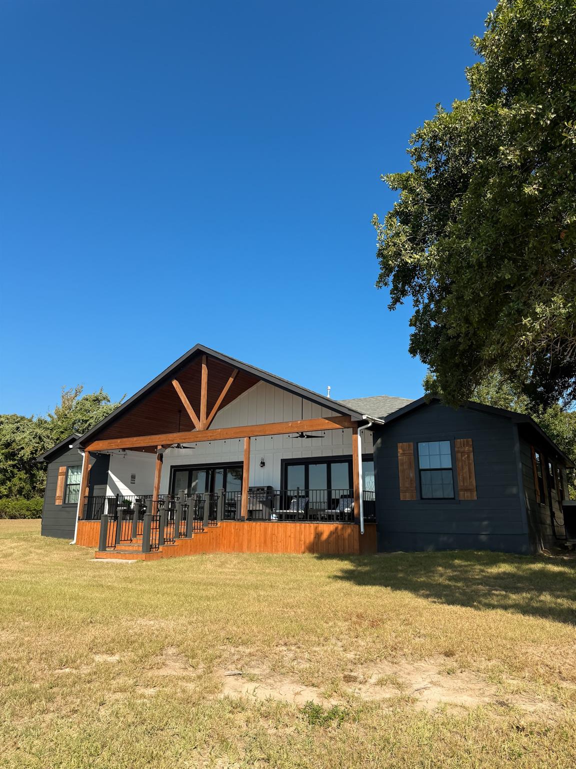 749 Private Road 5825 — photo