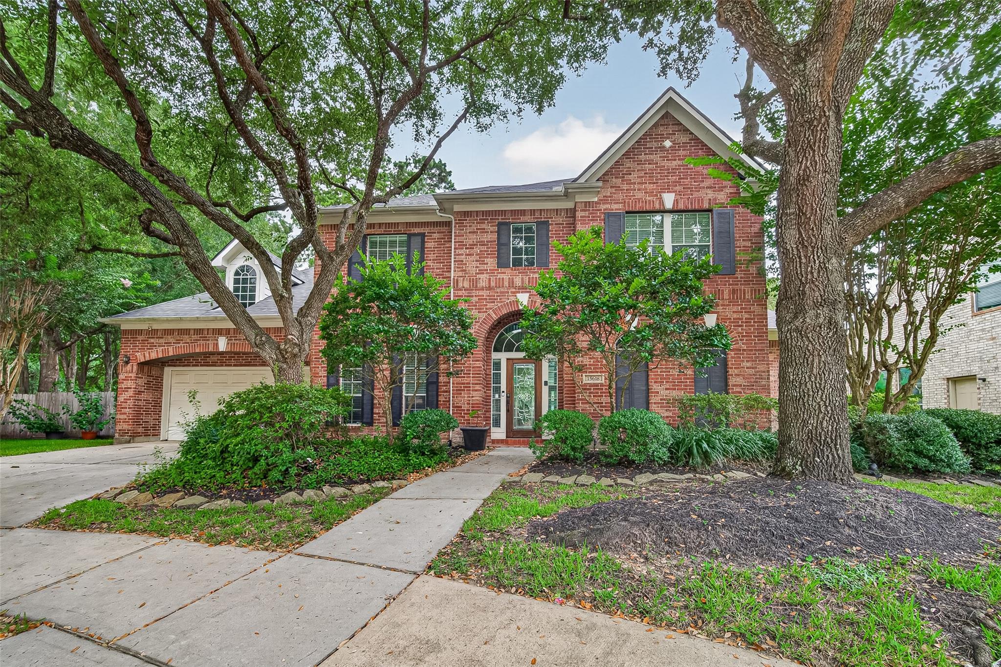 15618 Stable Brook Circle — photo