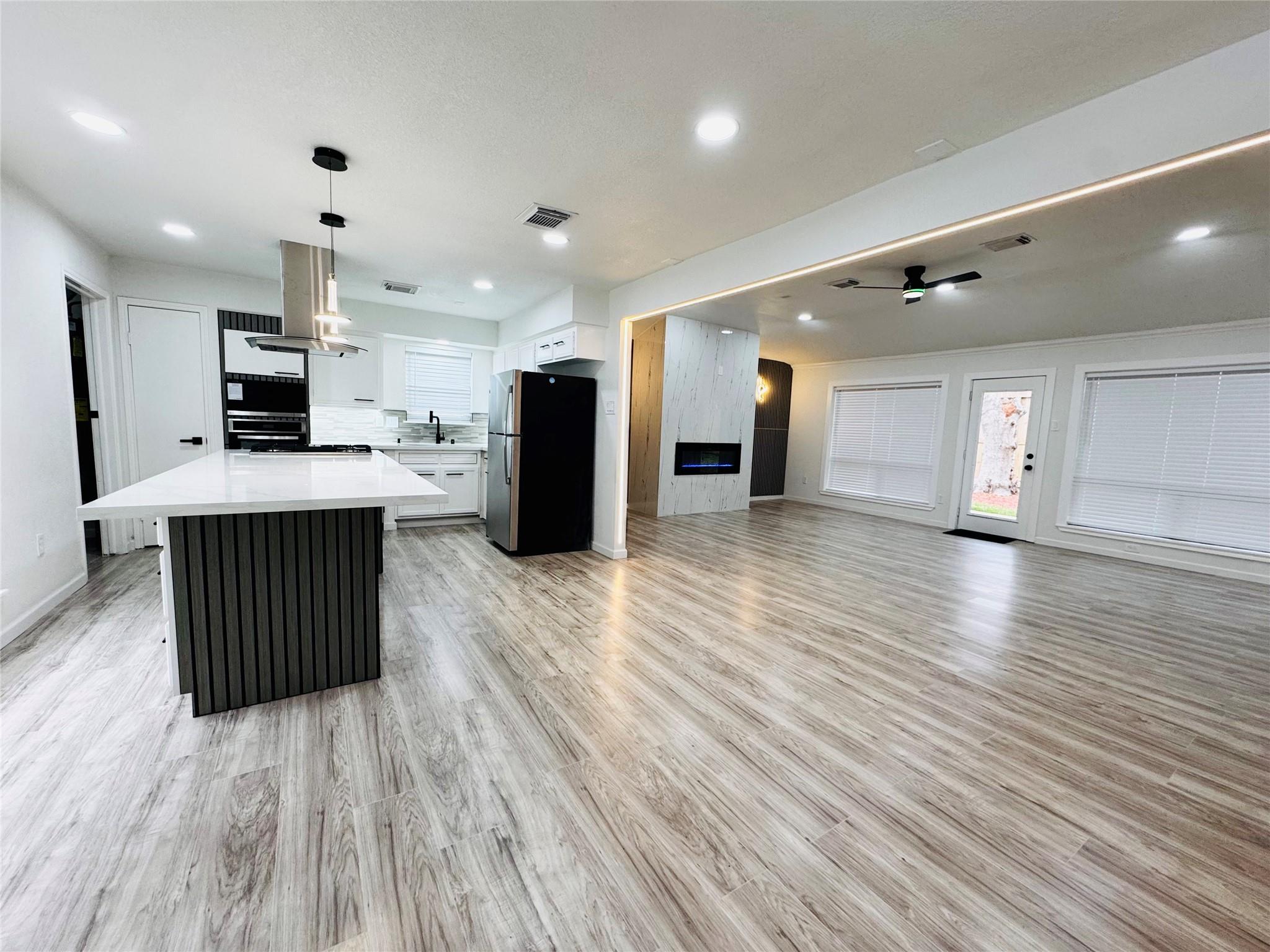 2326 Briarview Drive — photo