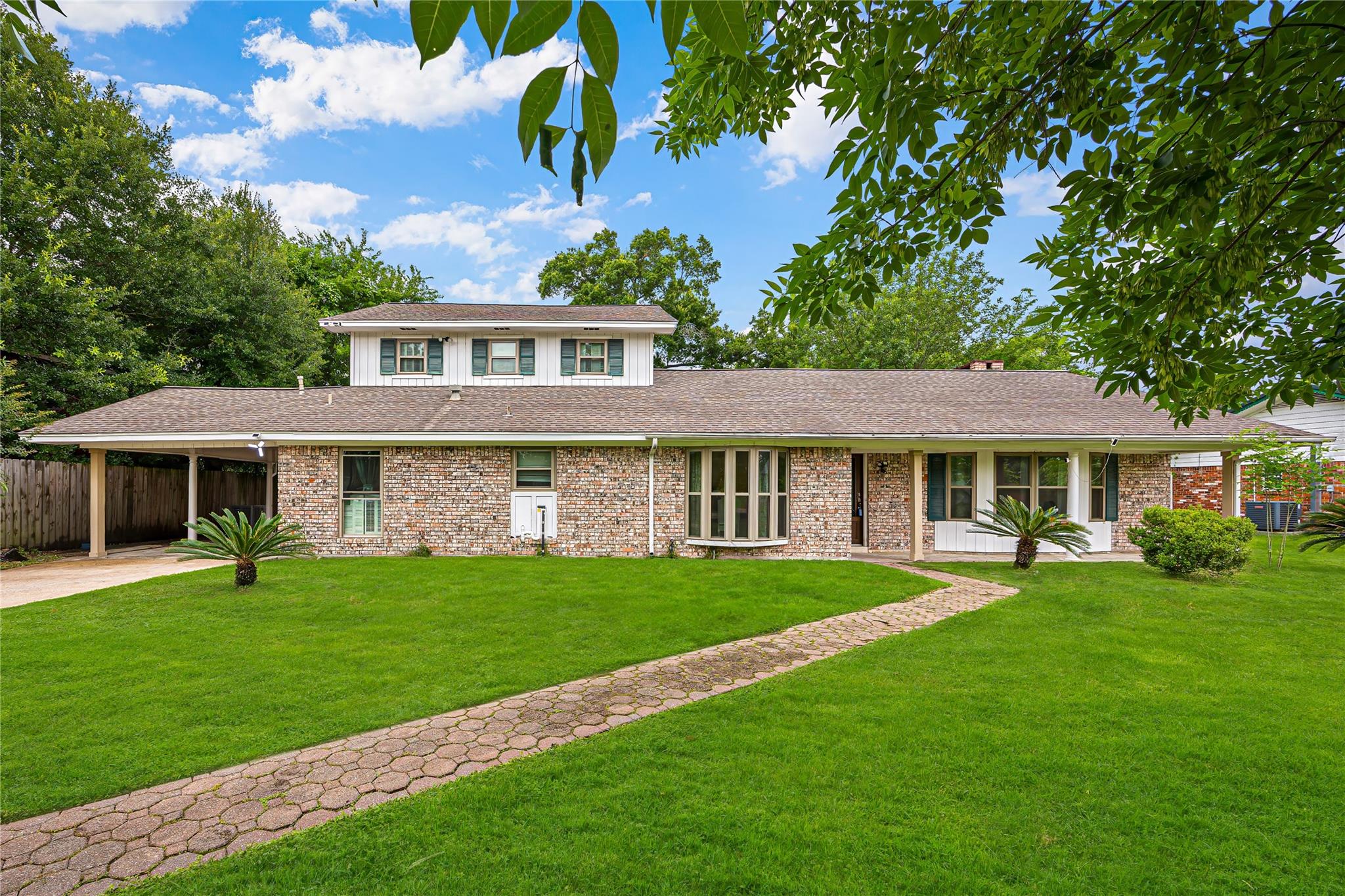 102 Crestway Drive — photo