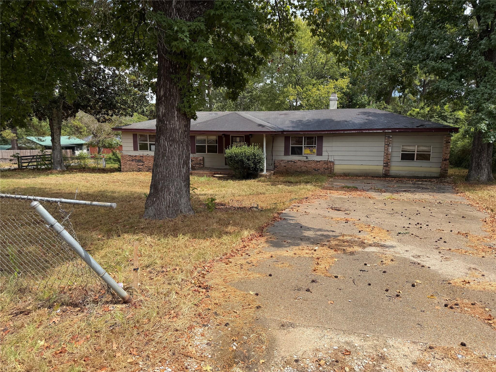 1210 Hemphill Street — photo
