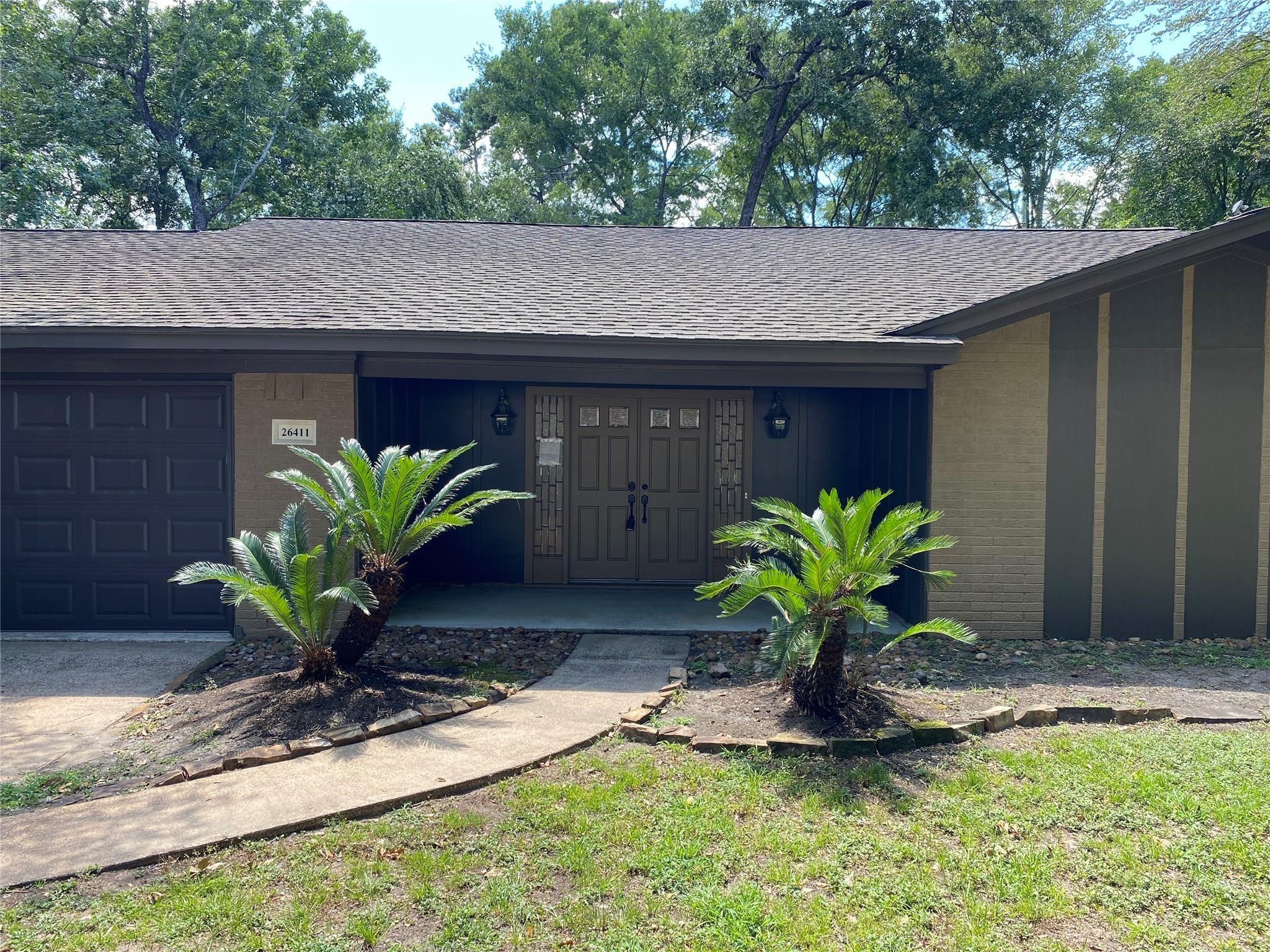 26411 Maplewood Drive — photo