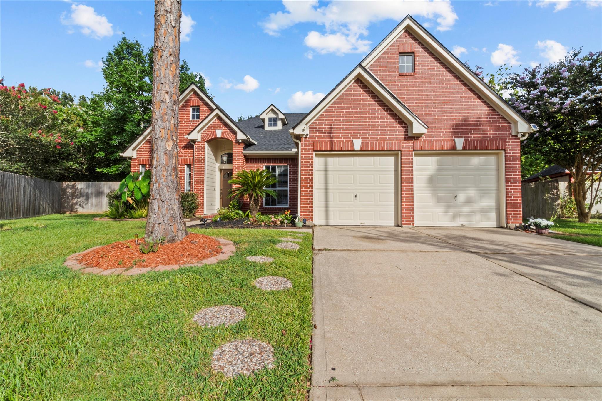 3814 Wellesley Court — photo