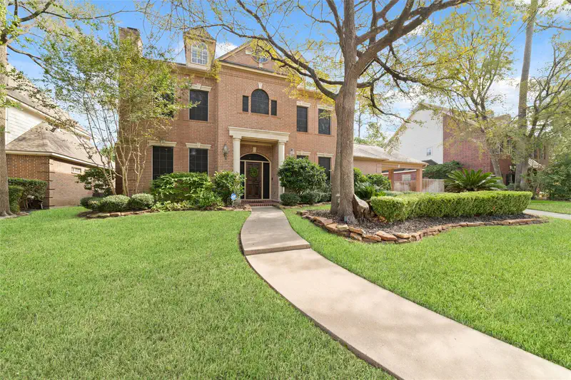16114 Lafone Drive — photo