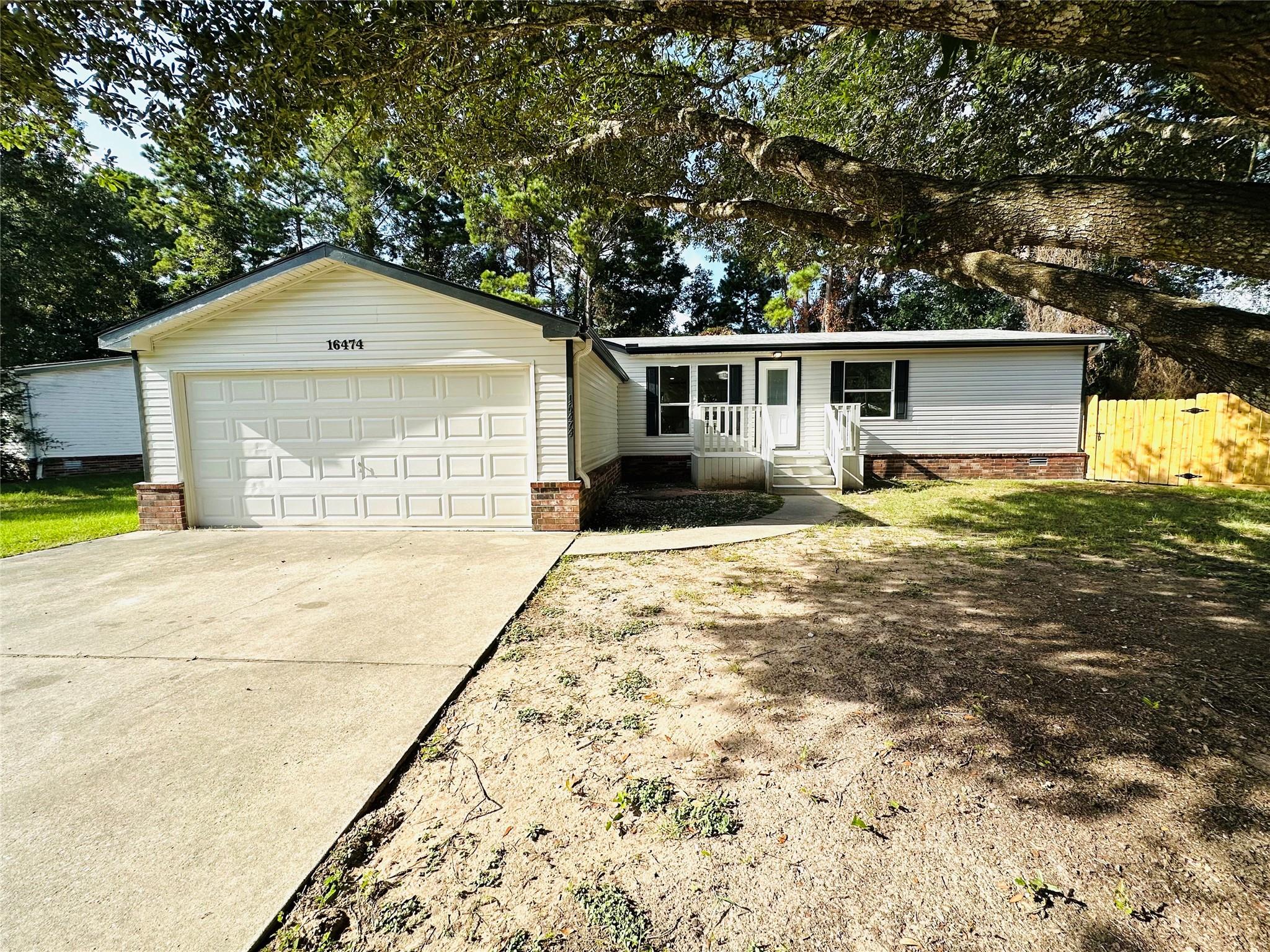 16474 Spring Rain Court — photo