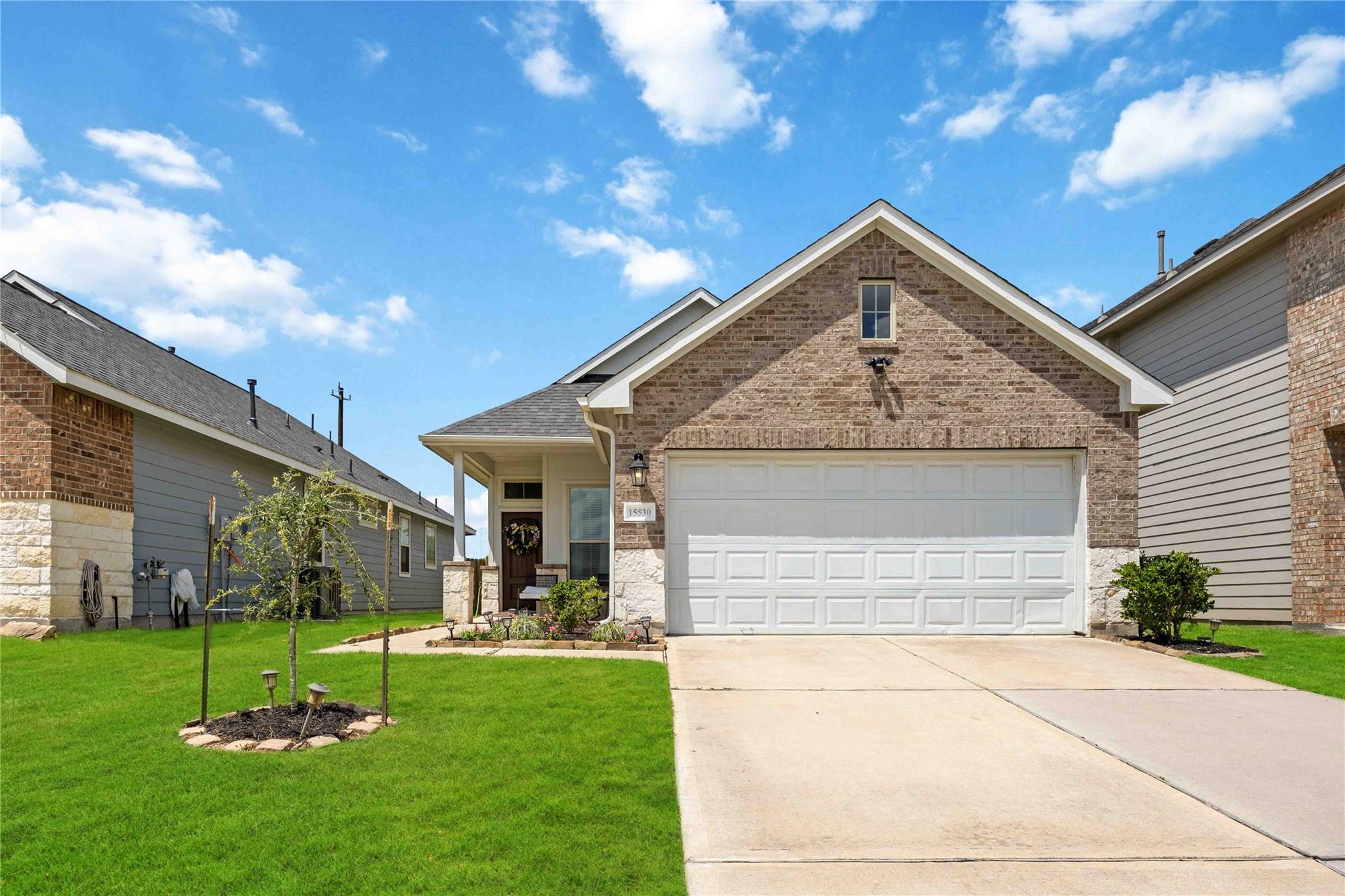 15530 Bollardpoint Lane — photo