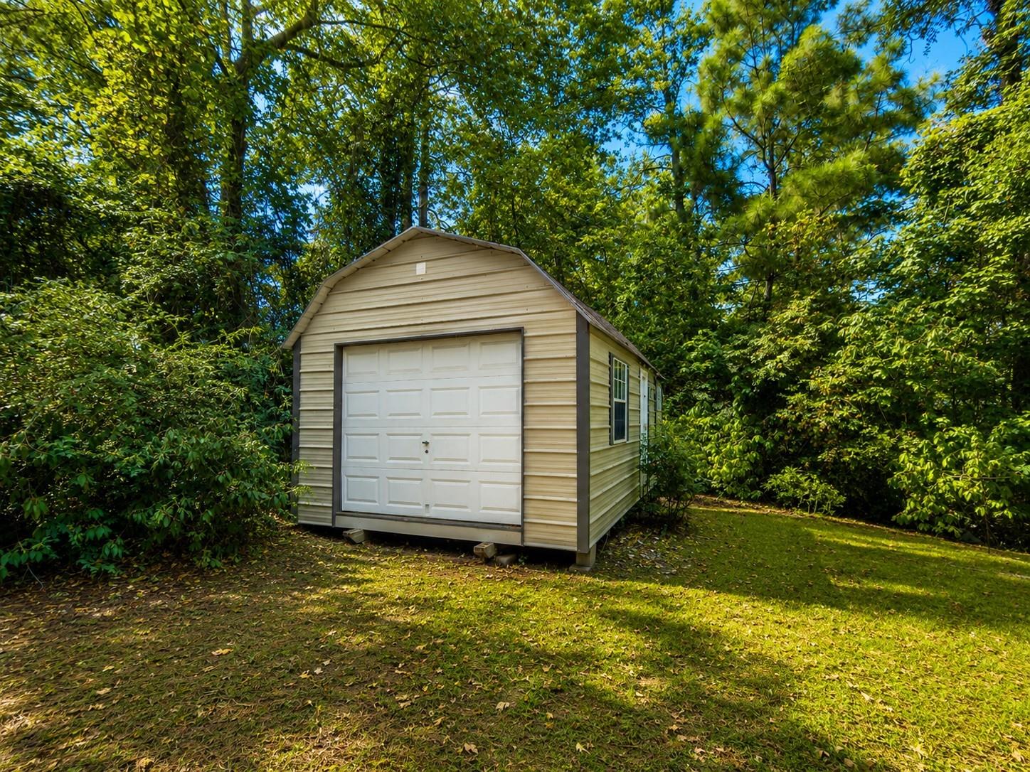 235 Red Oak, Onalaska, TX 77360 — photo 2